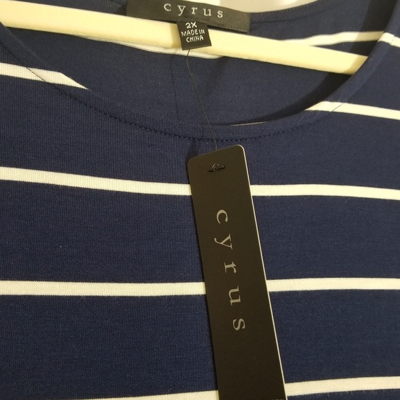 NWT Cyrus Plus Striped Tee With Hi-lo Hem - Picture 3 of 6